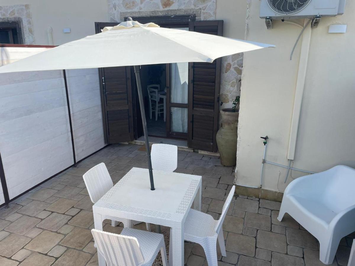 Apartamento Casa Vacanze Barbera Con Piscina Syracuse Exterior foto